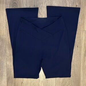 V-Waist Flare Leggings